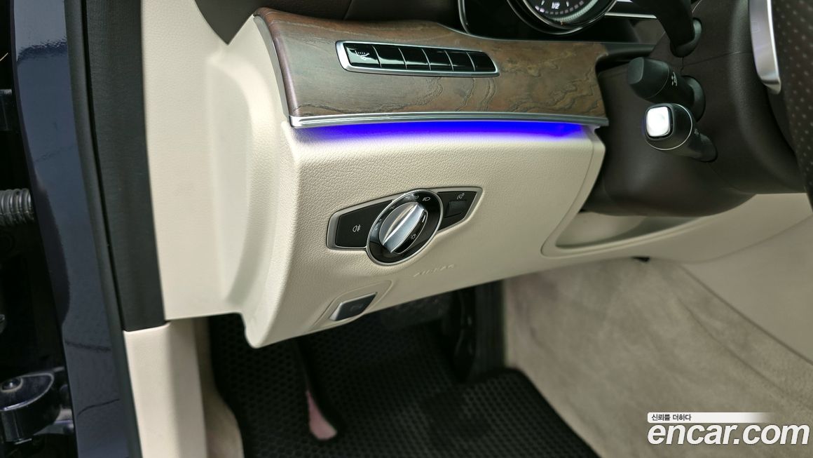 Mercedes-Benz E-Class 2017