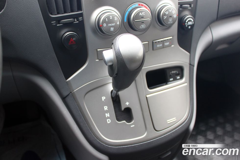 Hyundai Starex 2015
