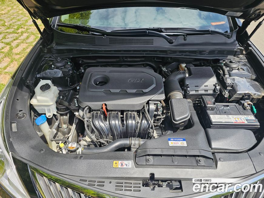 Hyundai Grandeur 2016