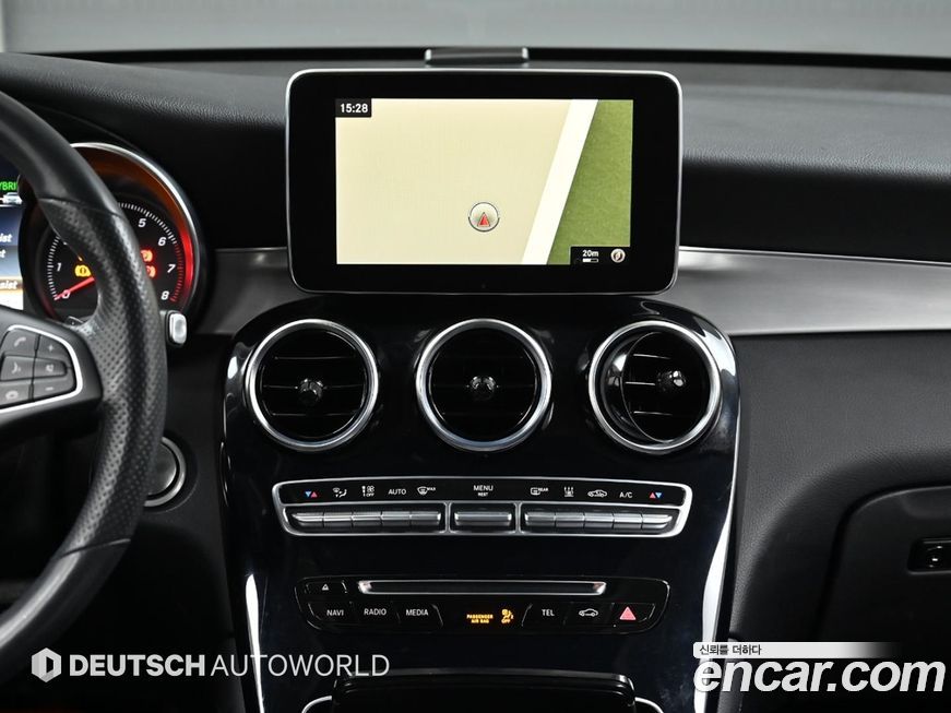 Mercedes-Benz GLC-Class 2019