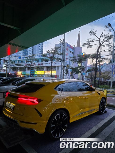 Lamborghini Urus 2019