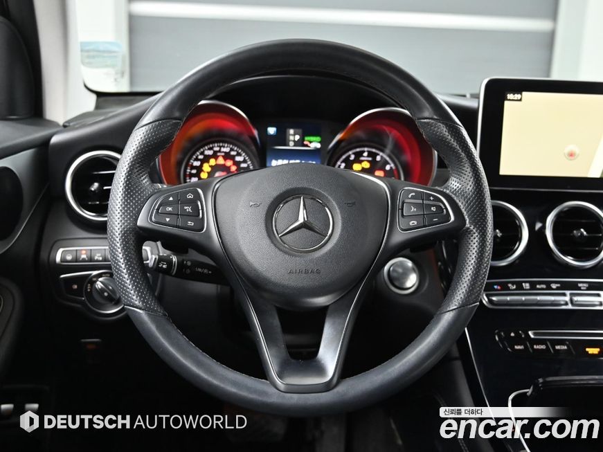 Mercedes-Benz GLC-Class 2019