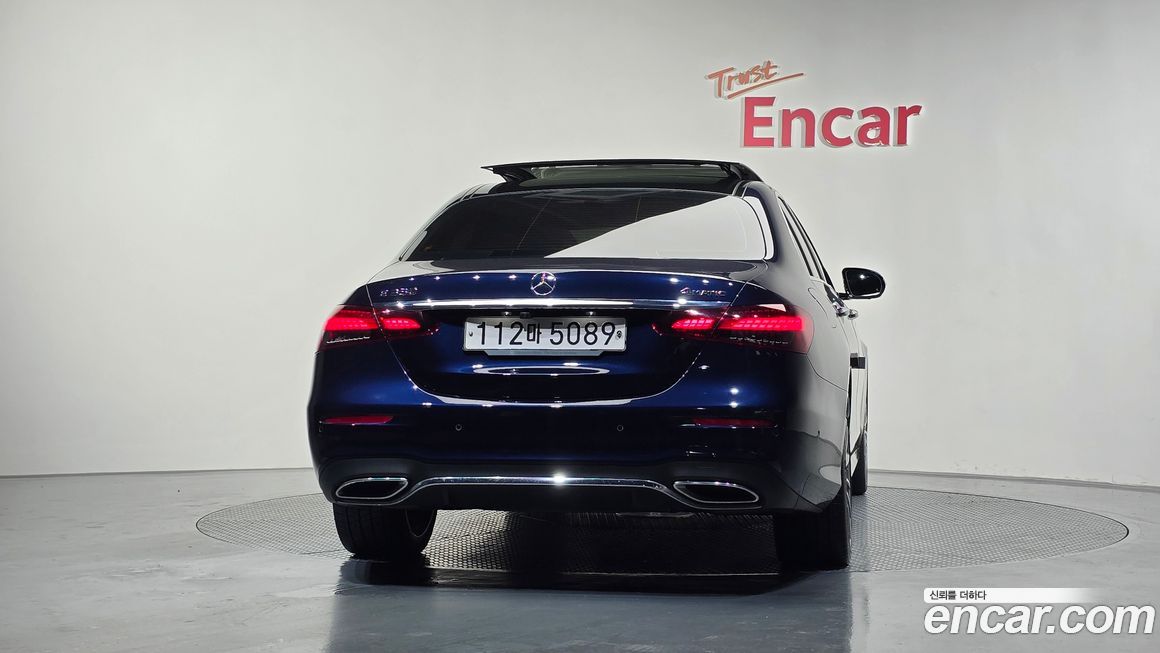 Mercedes-Benz E-Class 2021