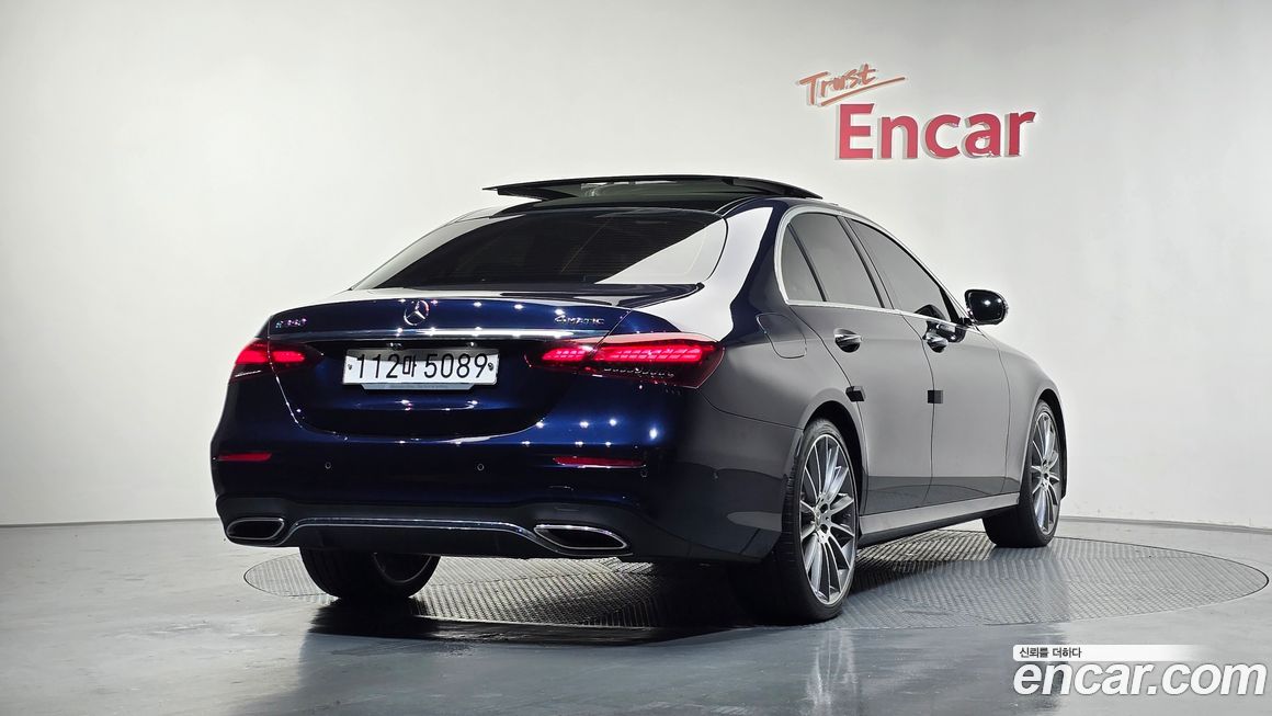 Mercedes-Benz E-Class 2021