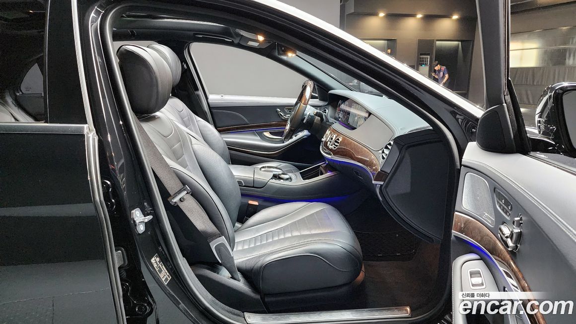 Mercedes-Benz S-Class 2019