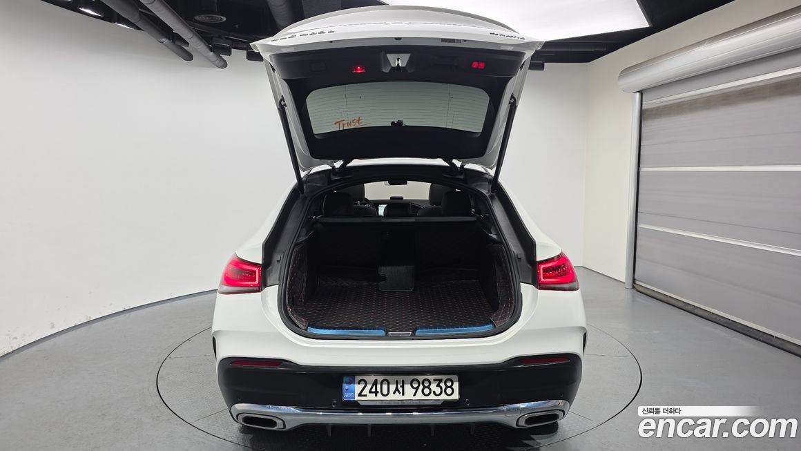 Mercedes-Benz GLE-Class 2023