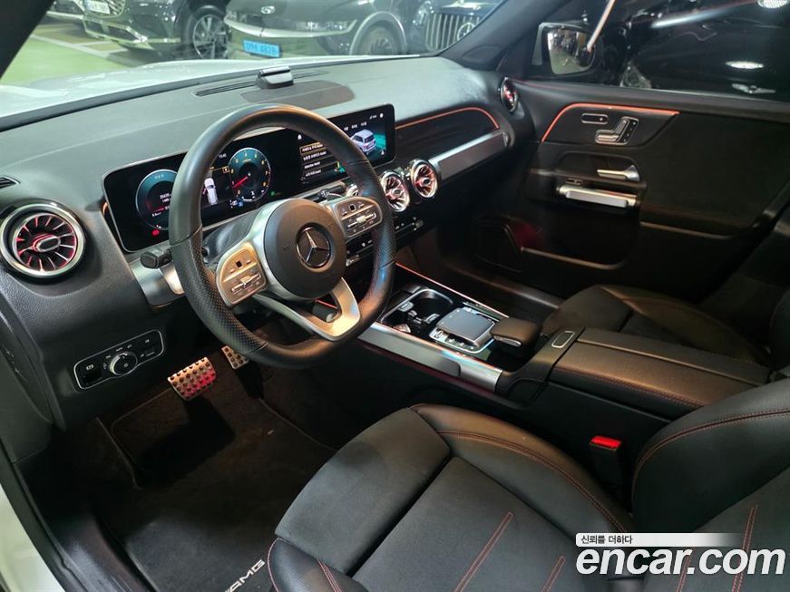 Mercedes-Benz GLB-Class 2020