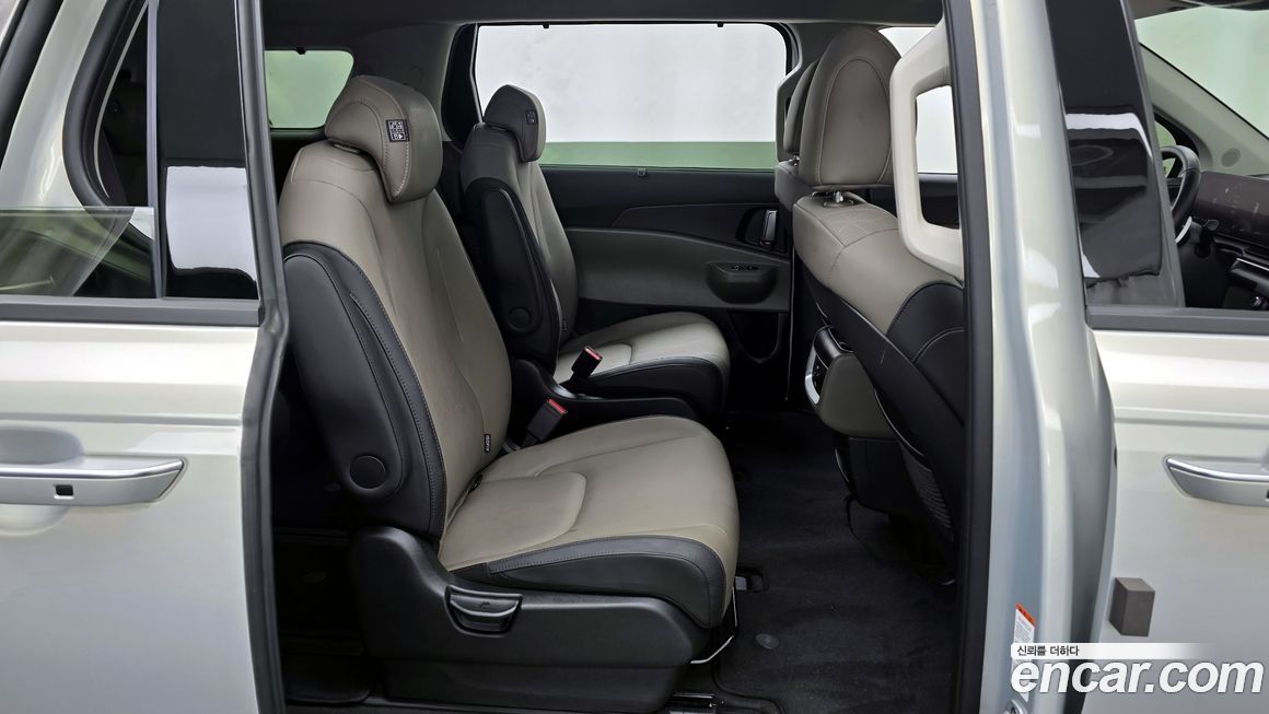 Kia Canival 2024