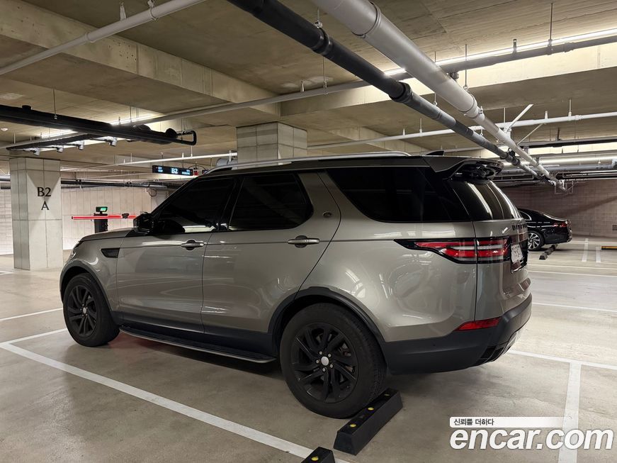 Land Rover Discovery 2017