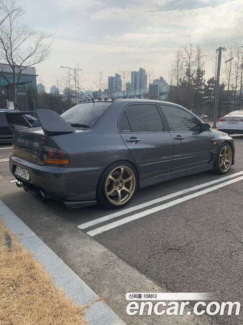 Mitsubishi Lancer Evolution 2005