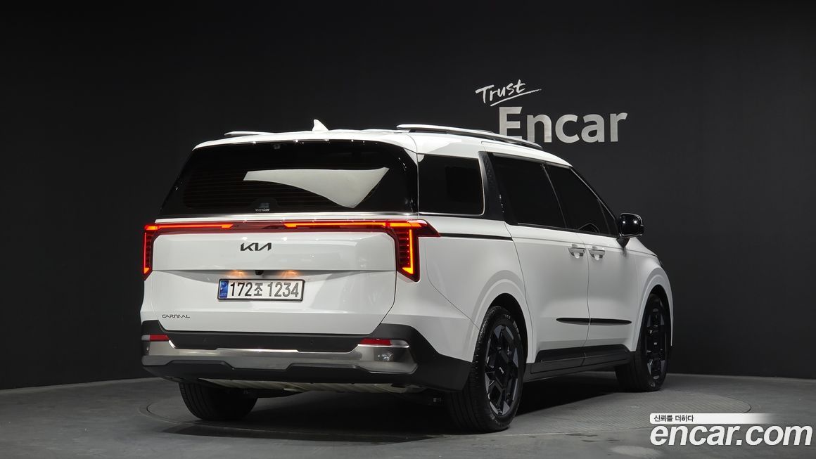 Kia Canival 2024