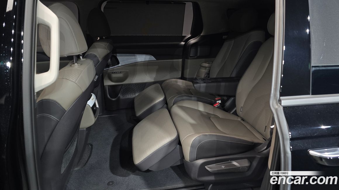 Kia Canival 2025