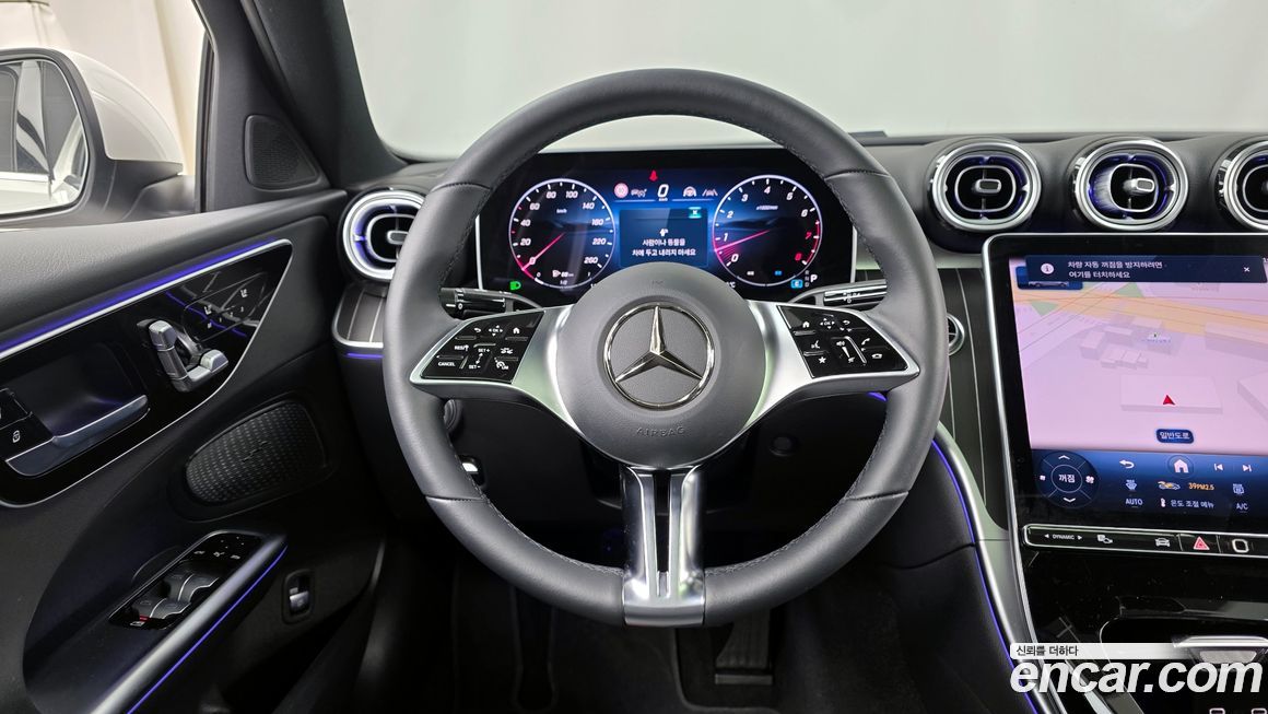 Mercedes-Benz C-Class 2025