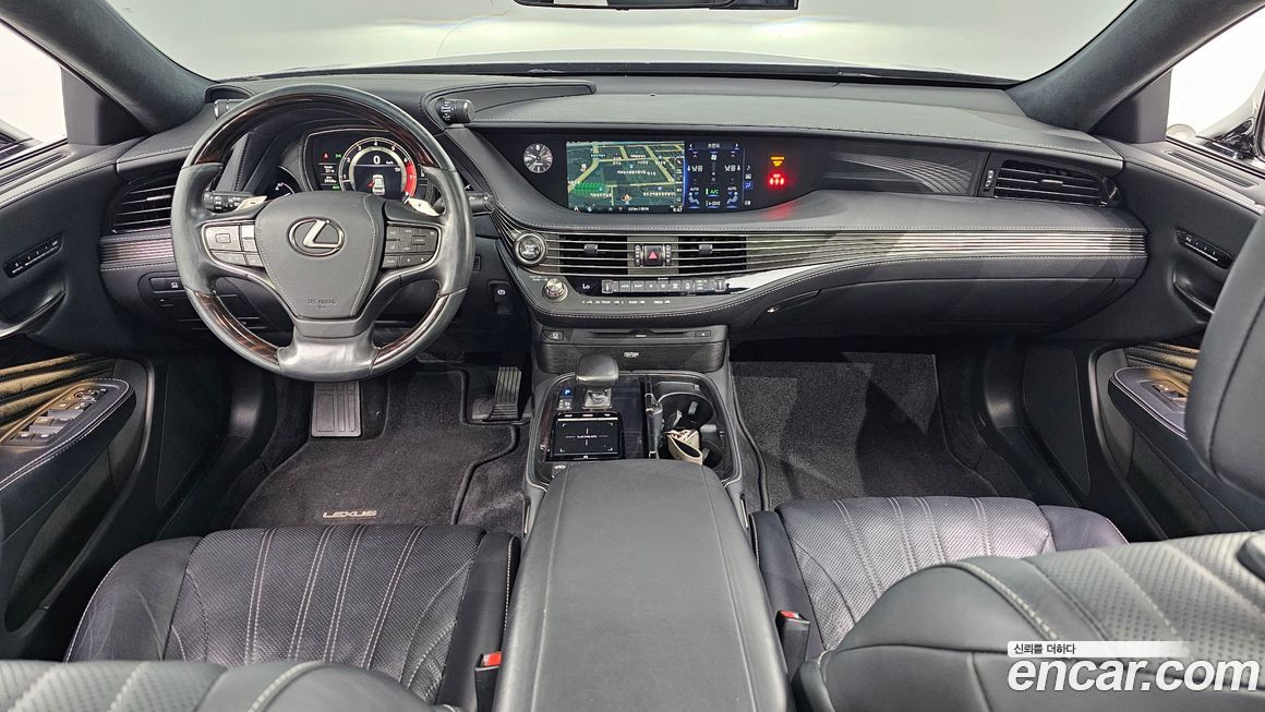 Lexus LS 2018