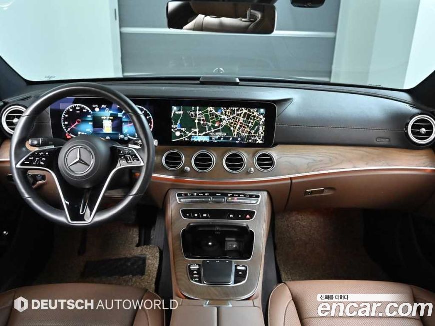 Mercedes-Benz E-Class 2021