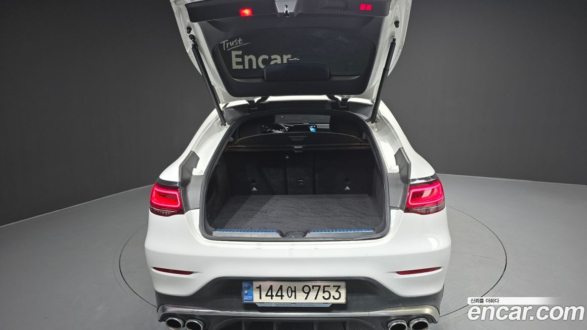 Mercedes-Benz GLC-Class 2021