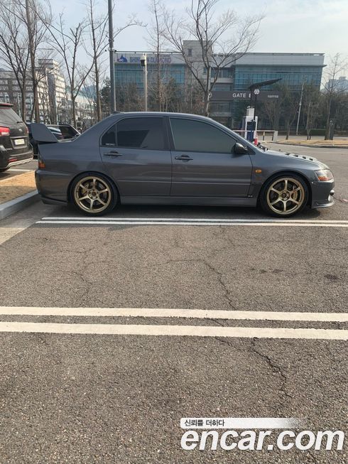 Mitsubishi Lancer Evolution 2005