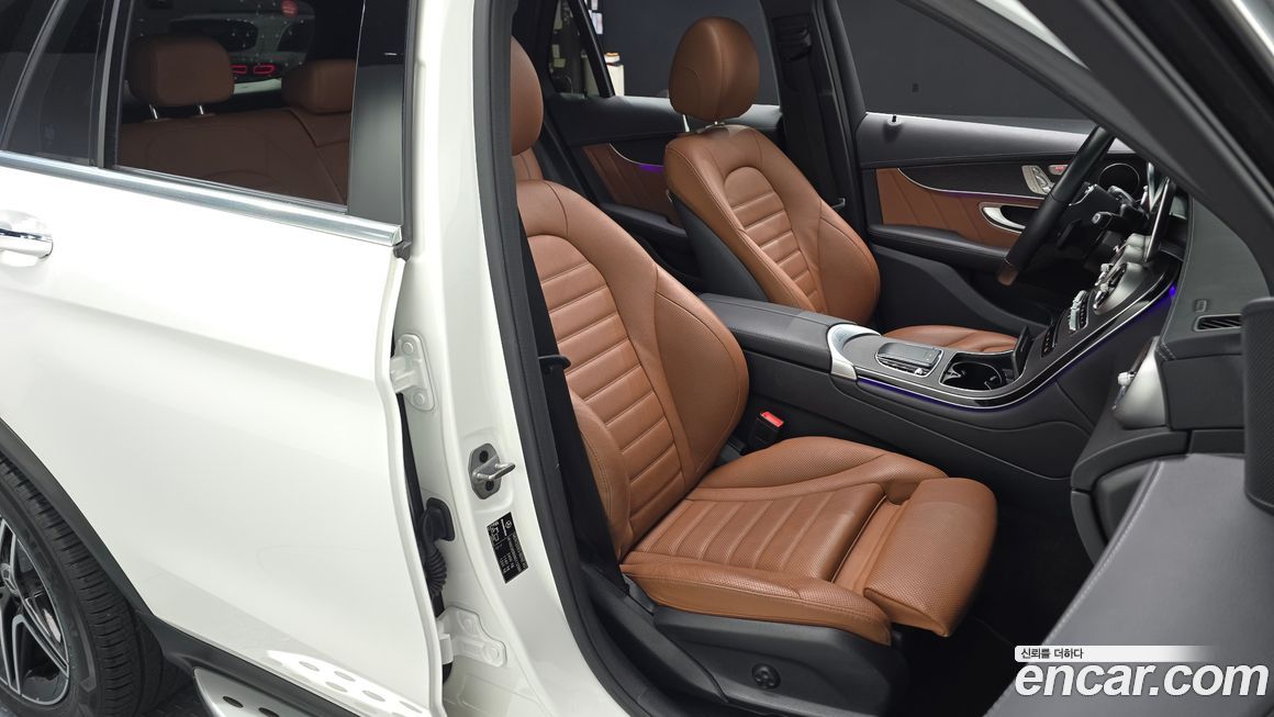 Mercedes-Benz GLC-Class 2022