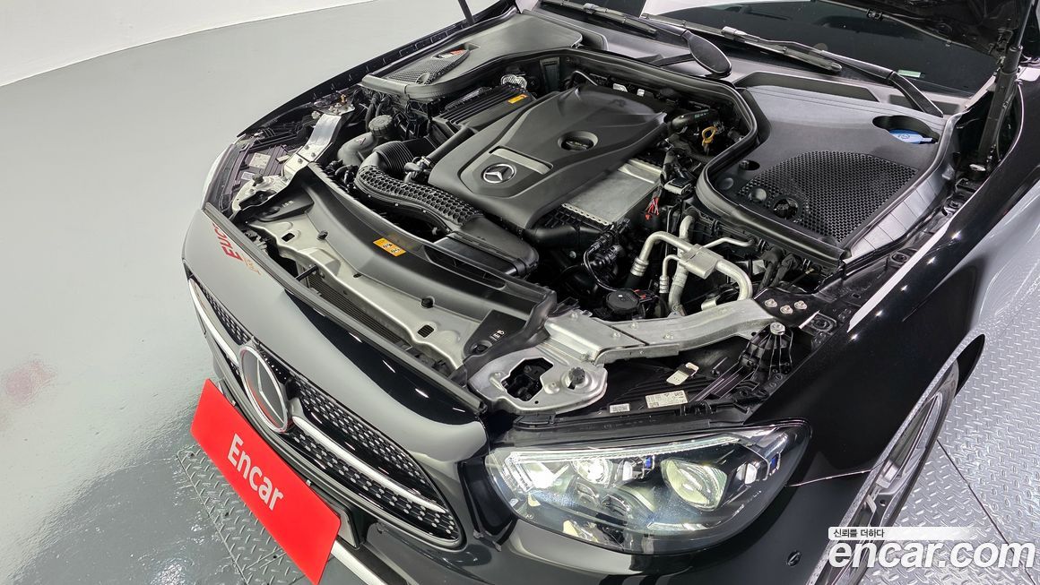 Mercedes-Benz E-Class 2023