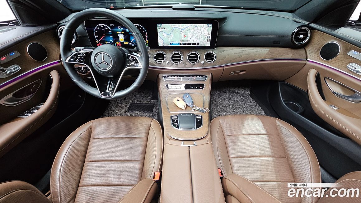 Mercedes-Benz E-Class 2023