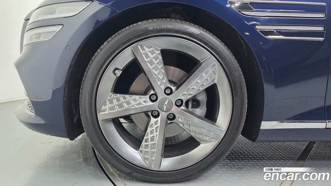 Genesis G80 2021
