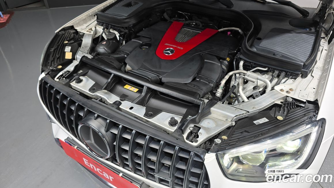 Mercedes-Benz GLC-Class 2021