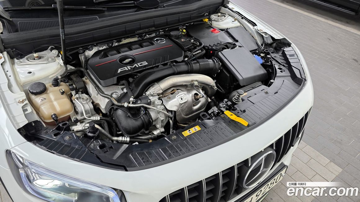 Mercedes-Benz GLB-Class 2021