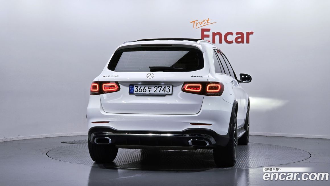 Mercedes-Benz GLC-Class 2022