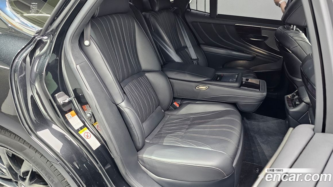 Lexus LS 2018