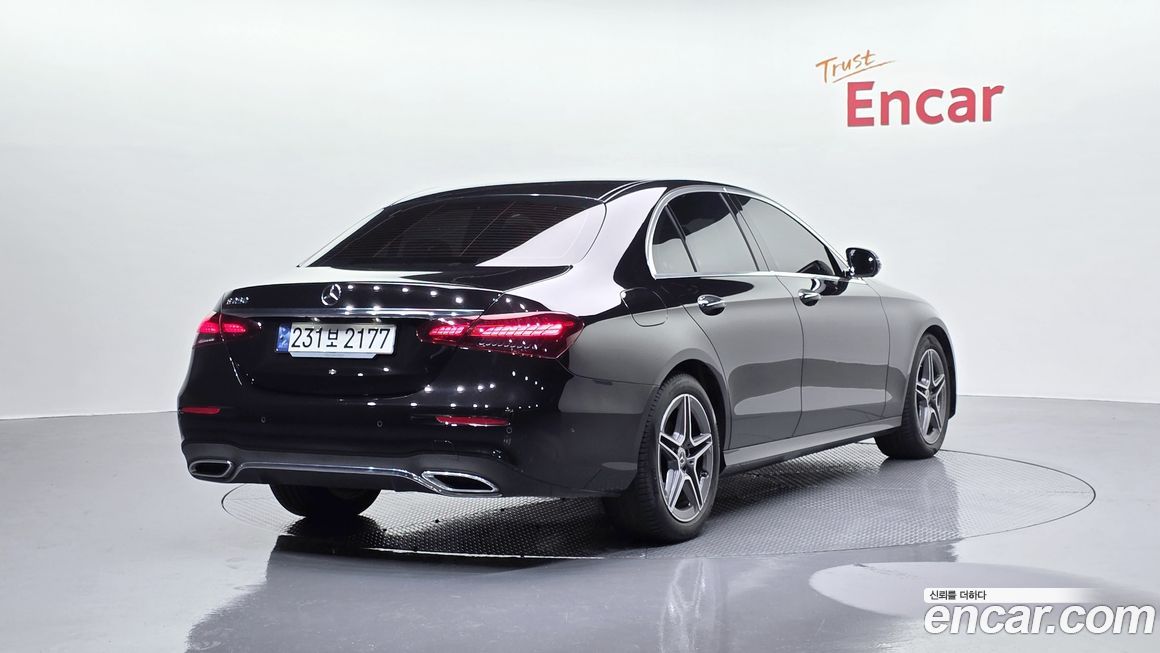 Mercedes-Benz E-Class 2023