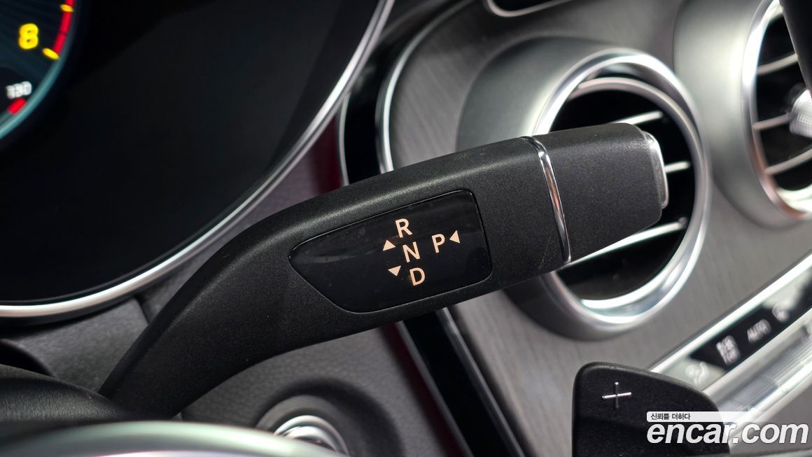 Mercedes-Benz GLC-Class 2022