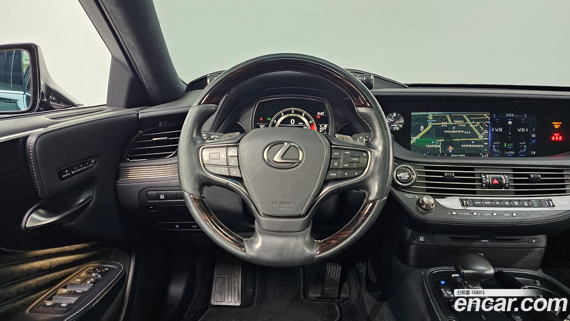 Lexus LS 2018