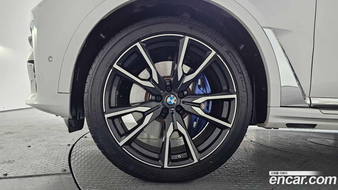 BMW X7 2022