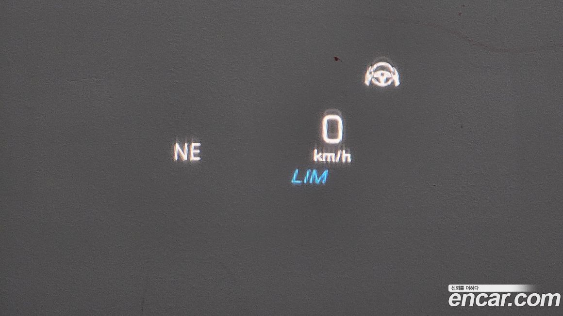 Mercedes-Benz GLC-Class 2023