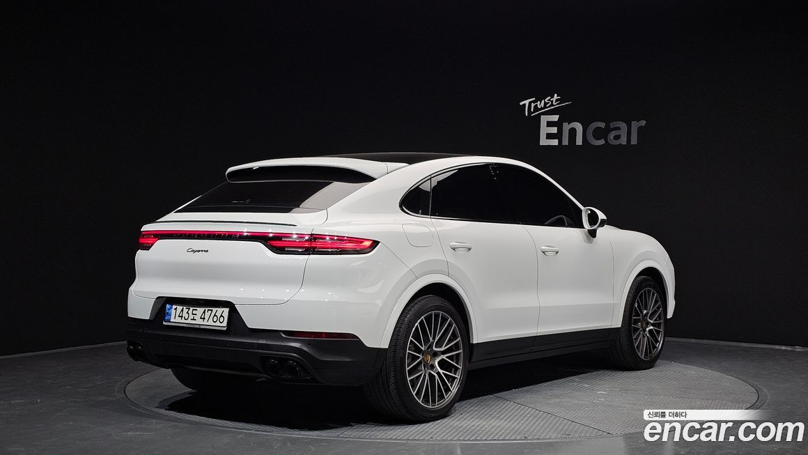 Porsche Cayenne 2021