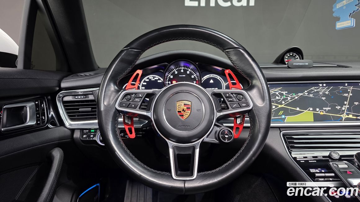 Porsche Panamera 2018