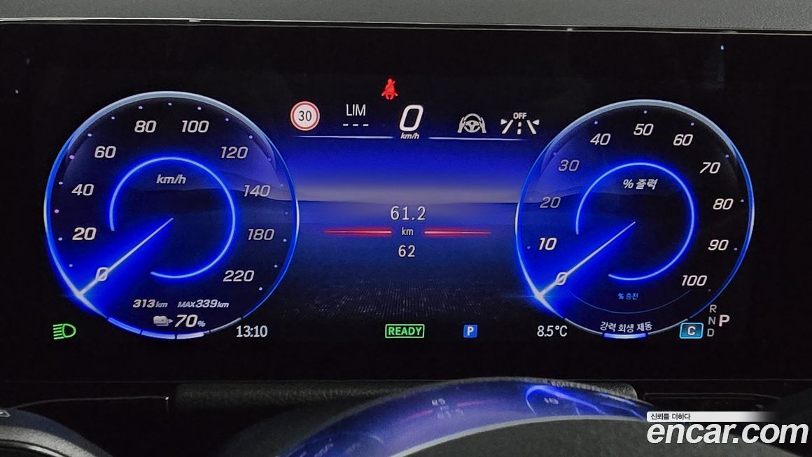 Mercedes-Benz EQA 2025