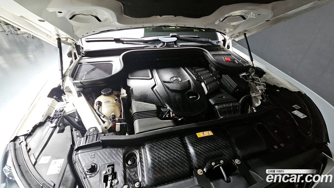 Mercedes-Benz GLS-Class 2021