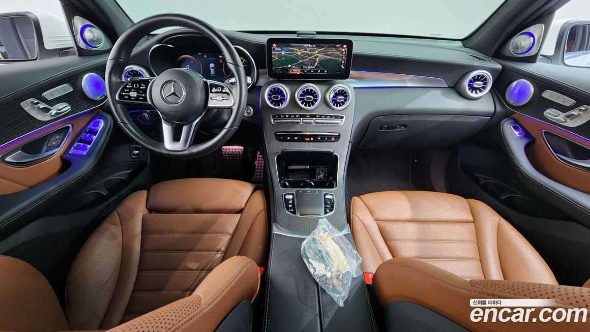 Mercedes-Benz GLC-Class 2023