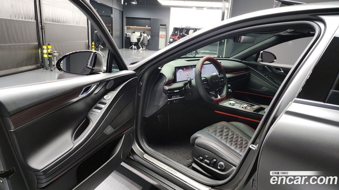 Genesis G80 2025
