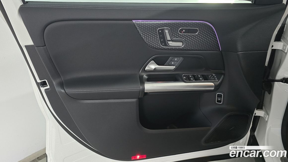 Mercedes-Benz EQA 2025