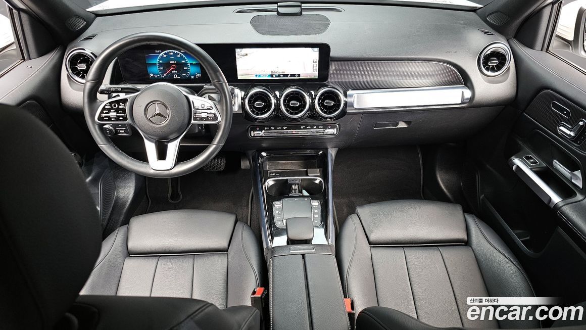 Mercedes-Benz GLB-Class 2022