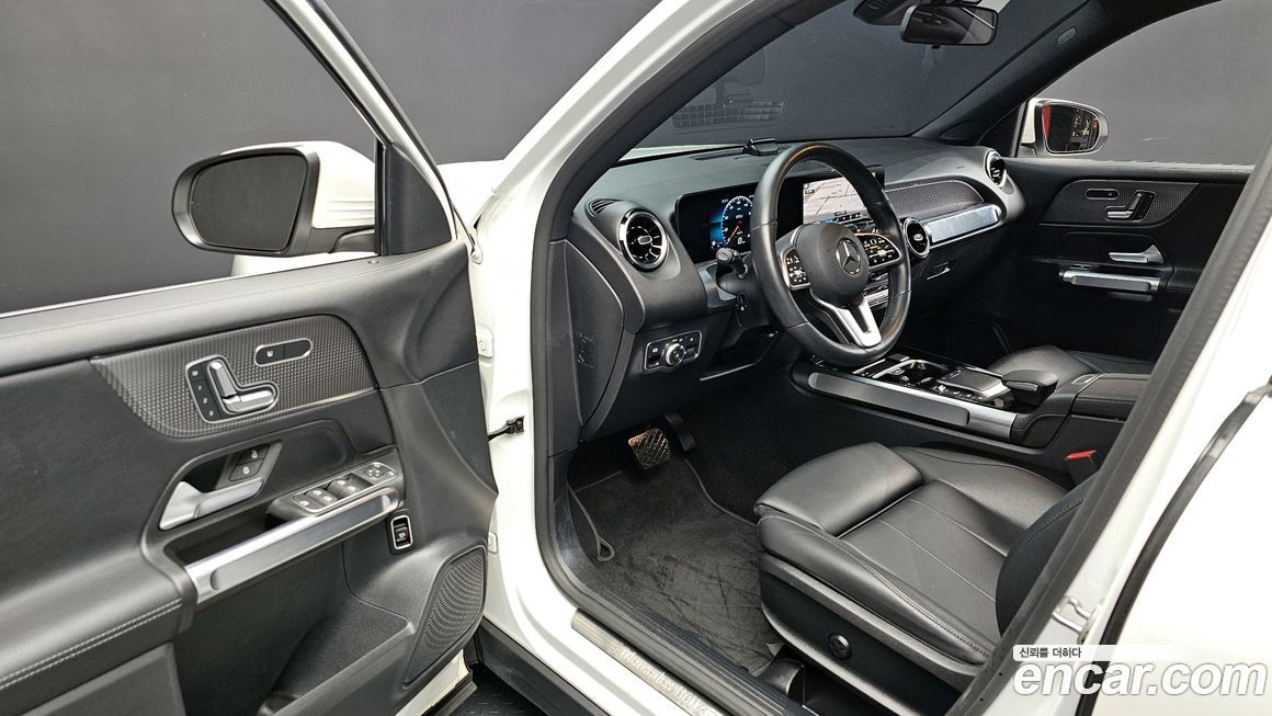 Mercedes-Benz GLB-Class 2022