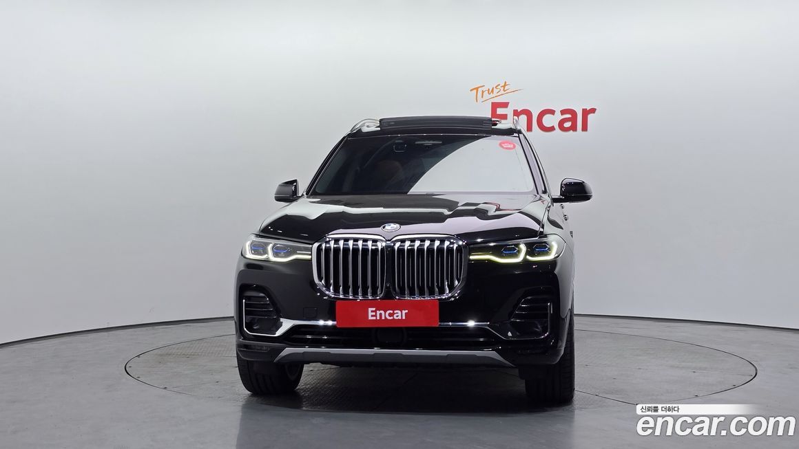 BMW X7 2021