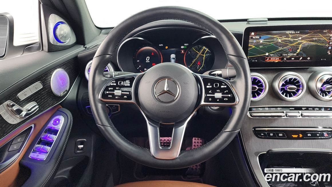 Mercedes-Benz GLC-Class 2023