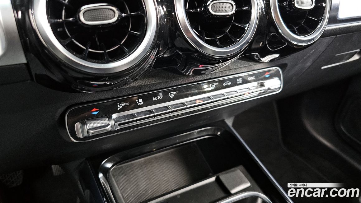 Mercedes-Benz GLB-Class 2022