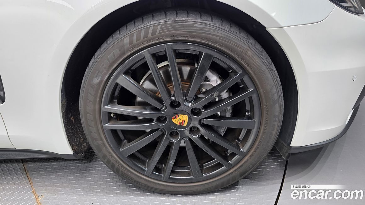 Porsche Panamera 2018