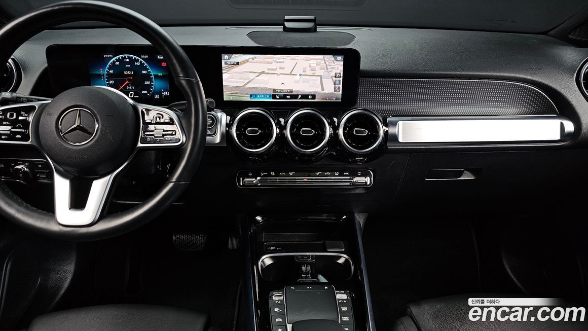 Mercedes-Benz GLB-Class 2022