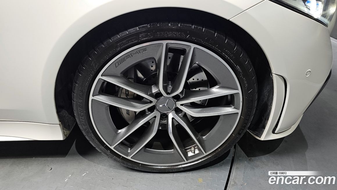 Mercedes-Benz CLS-Class 2019