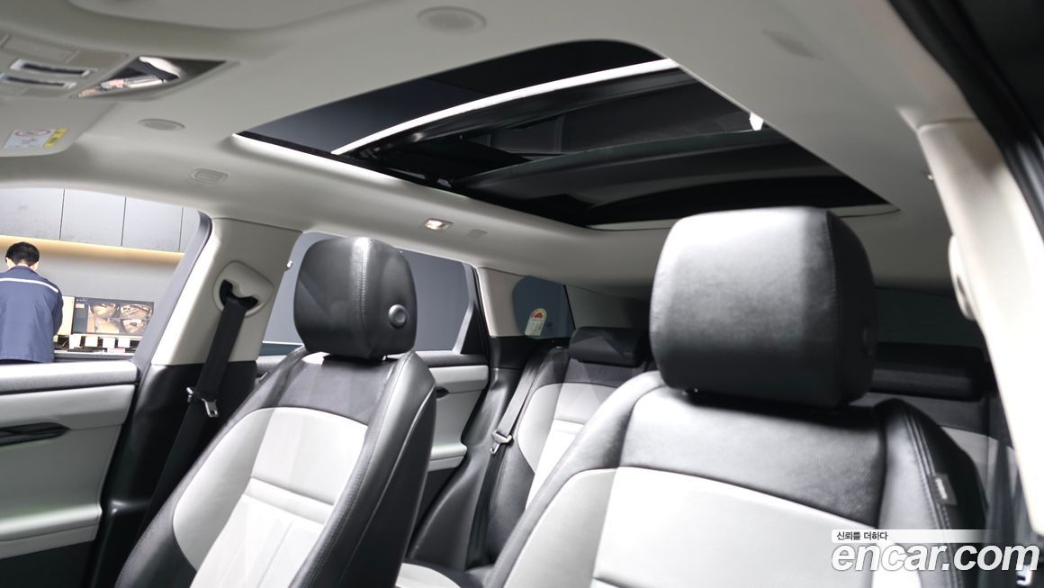 Land Rover Range Rover Evoque 2025
